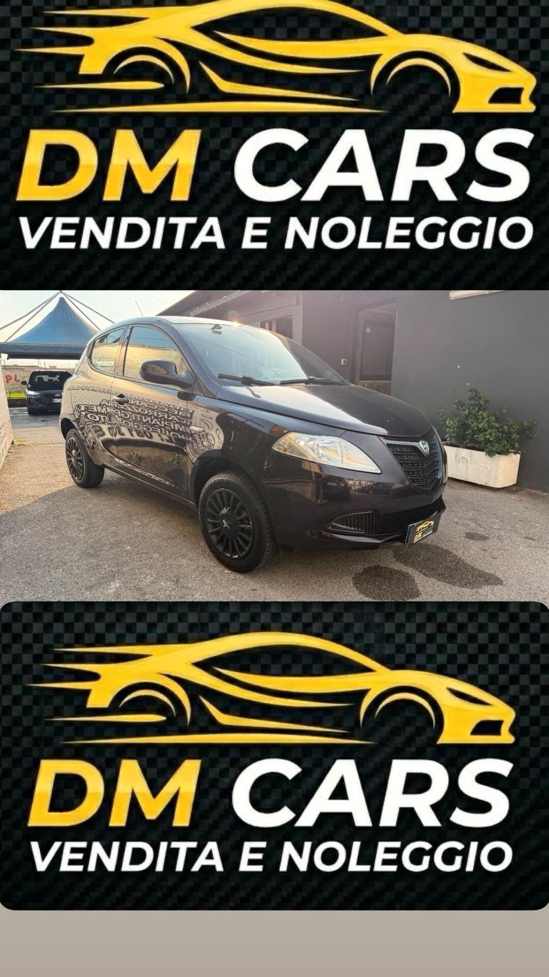 Lancia Ypsilon 0.9 TwinAir 85 CV 5 porte Metano Ecochic Silver