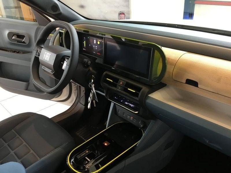 FIAT Grande Panda Grande Panda 1.2 Hybrid 110 CV S&S La Prima PROMO MESE + TARGA