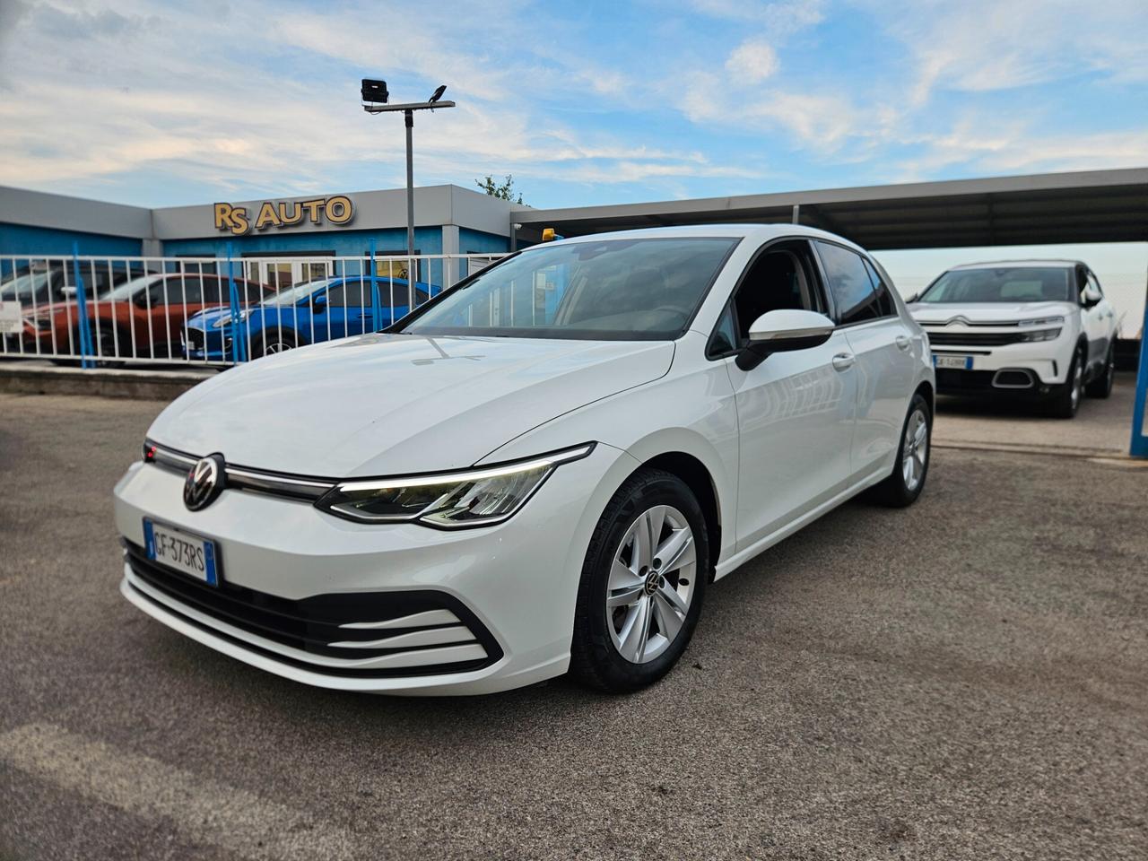 Volkswagen Golf 8 1.0 eTSI 110cv EVO DSG Life