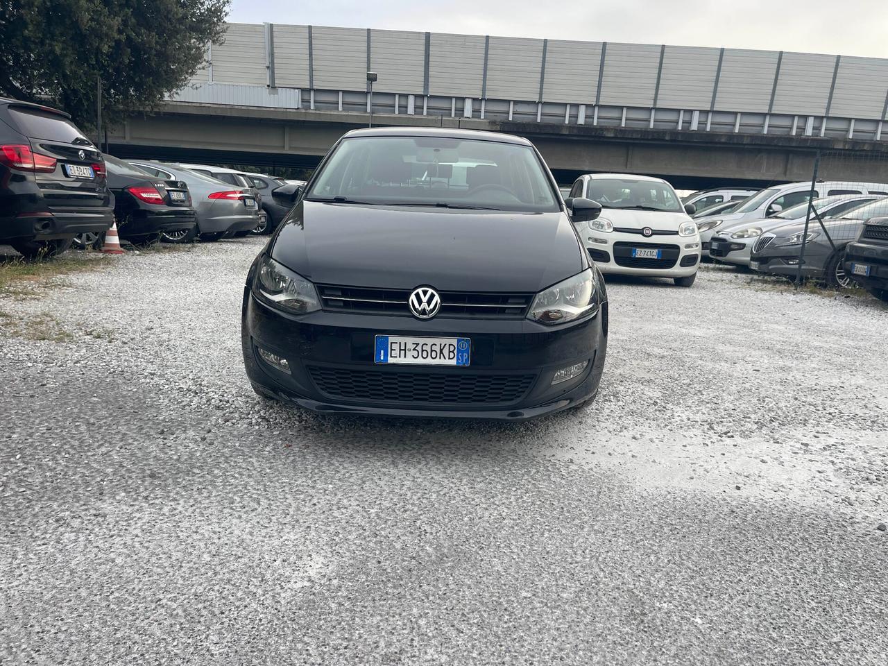 VOLKSWAGEN POLO - HIGHLINE - BLUE MOTION TECNOLOGY