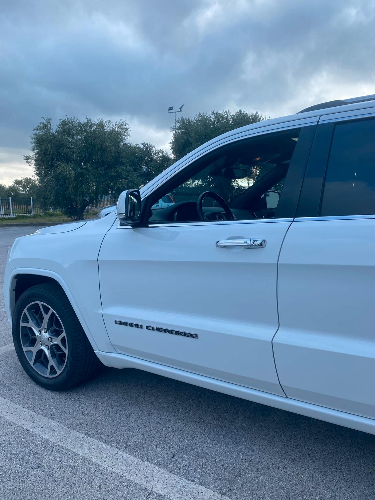 Jeep Grand Cherokee 3.0 V6 CRD 250 CV Multijet II Overland