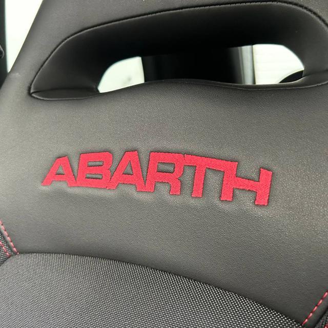 ABARTH 595 1.4 Turbo T-Jet 180 CV Esseesse
