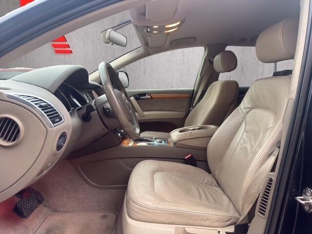 Audi Q7 3.0 V6 TDI 233CV quattro tiptronic 7 Posti