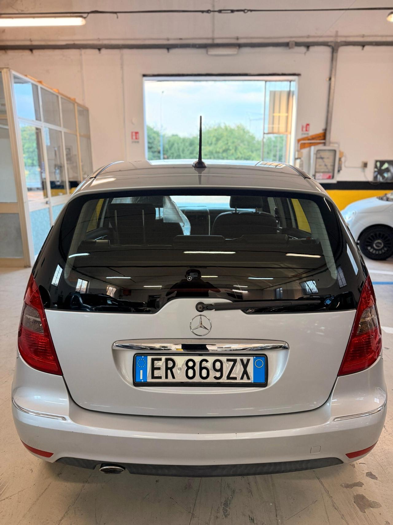 Mercedes-benz A 160 A 160 CDI Premium