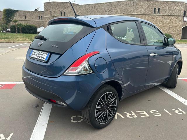 LANCIA Ypsilon 1.0 FireFly 5 porte S&S Hybrid Gold