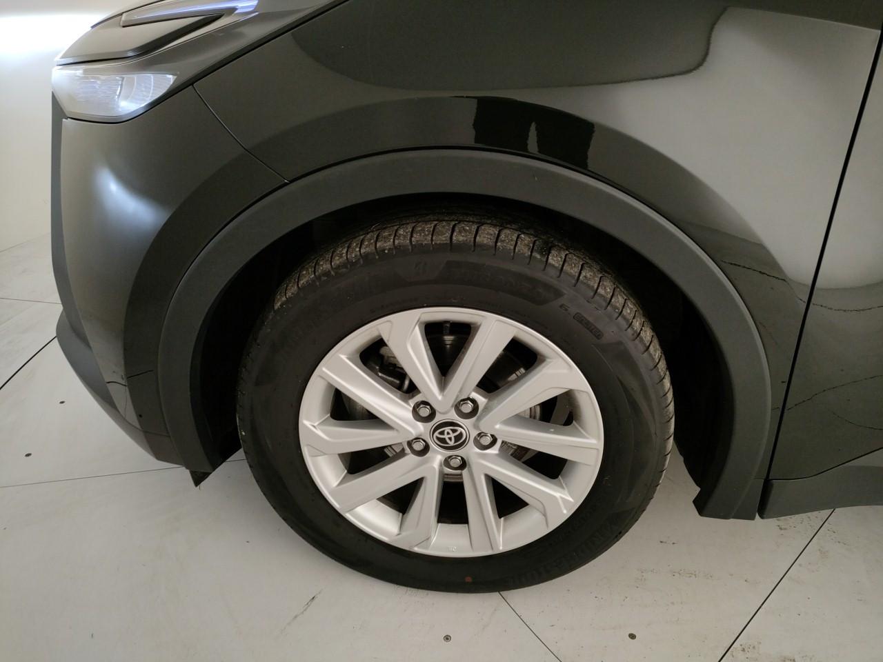 TOYOTA C-HR 1.8 hev Active fwd e-cvt