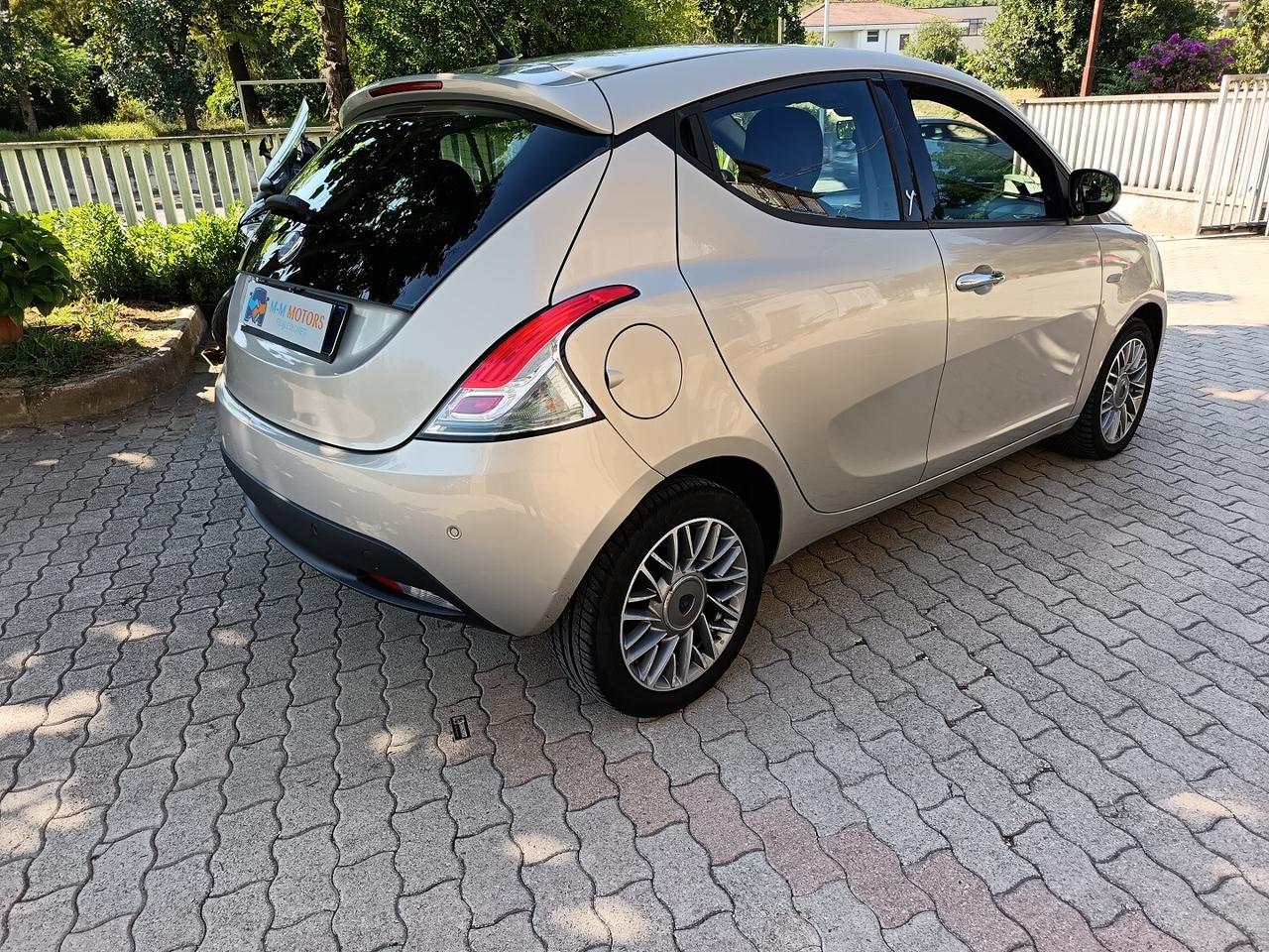 LANCIA Ypsilon 1.3 MJT 16V 95 CV 5 porte S&S Gold