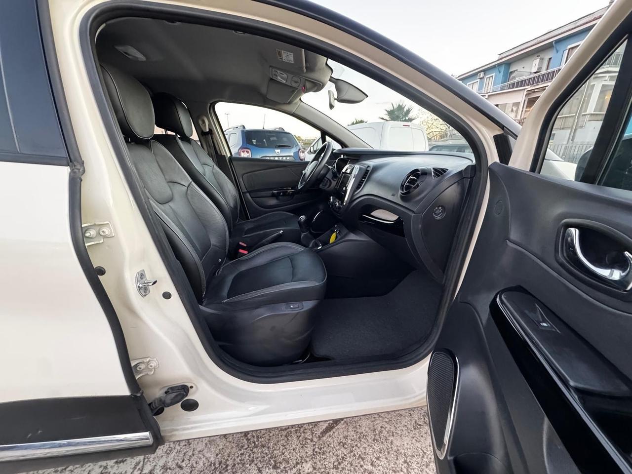 Renault Captur dCi 8V 90 CV EDC Start&Stop Energy Iconic