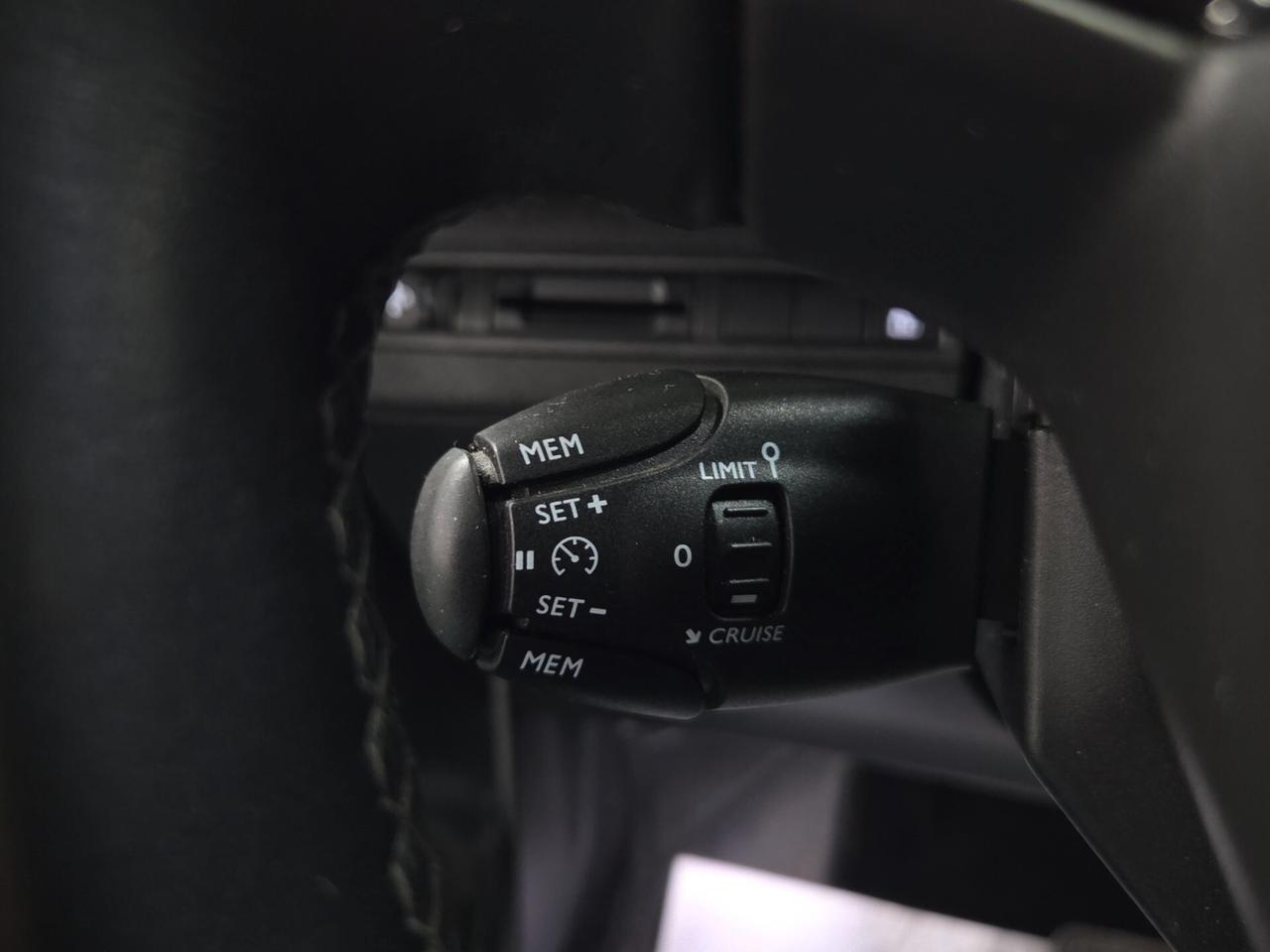 Peugeot 5008 BlueHDi 130 S&S EAT8 Allure AUTOCARRO N1