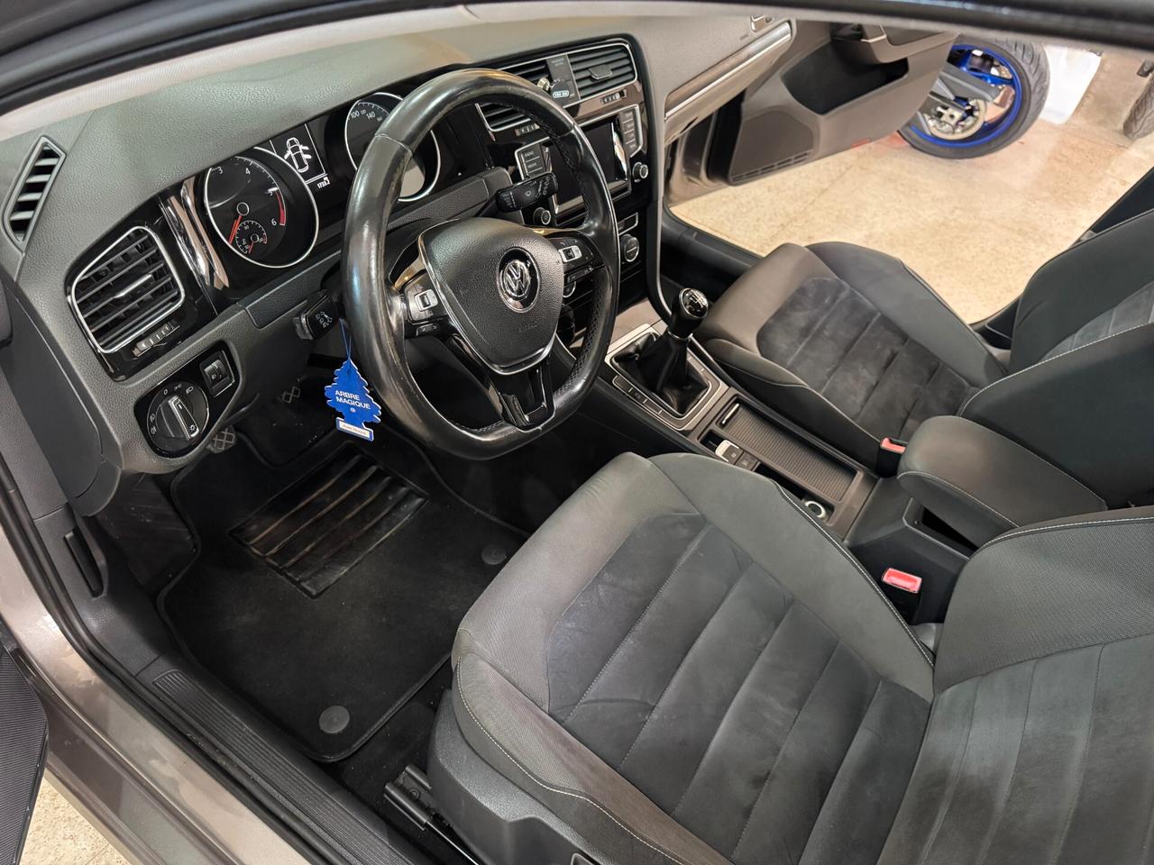 Volkswagen Golf 2.0 TDI 140 cv. 5p. Highline BlueMotion Technology