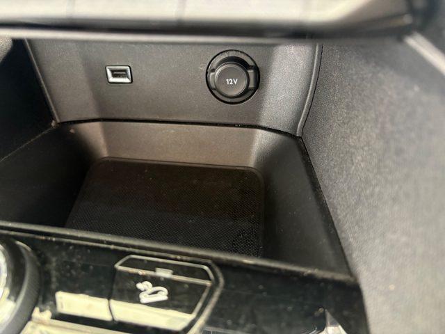 PEUGEOT 3008 PureTech 130 Allure POCHI CHILOMETRI TENUTA BENE