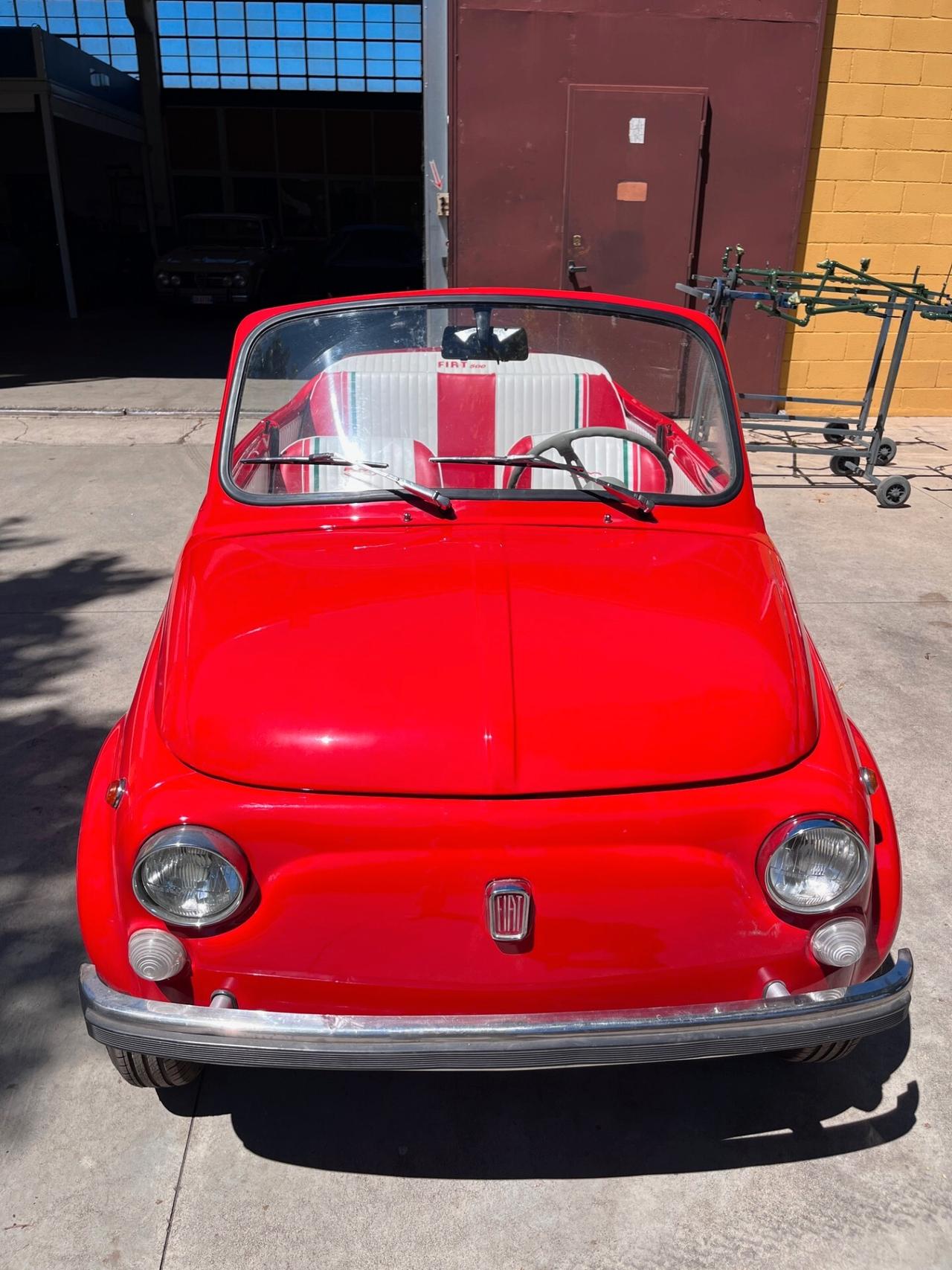 Fiat 500 F Cabrio del 1970