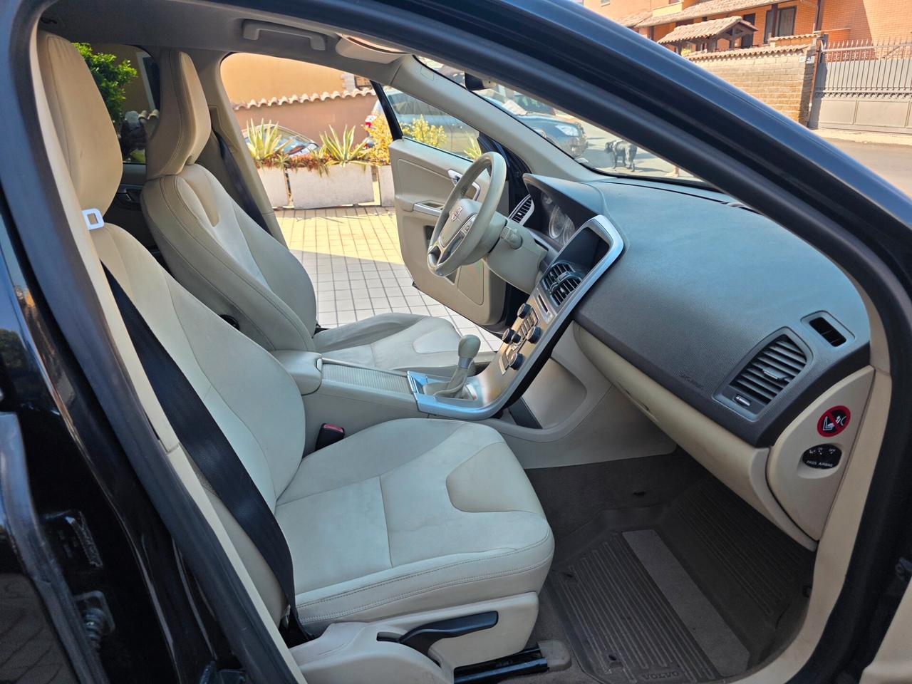 Volvo XC 60 XC60 DRIVe Momentum