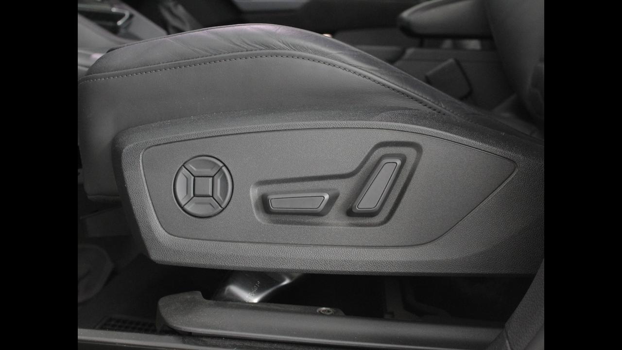 AUDI Q3 2019 Sportback - Q3 Sportback RS 2.5 quattro s-tronic