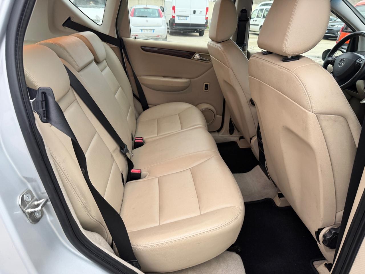 MERCEDES A 180 CDI ELEGANCE AUTOMATICO NEOPATENTATI