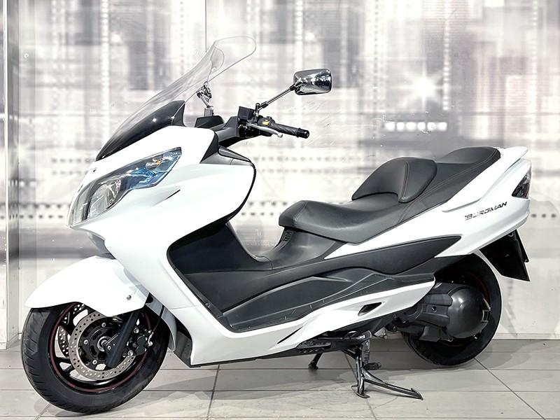 Suzuki Nuovo Burgman 400 Lux