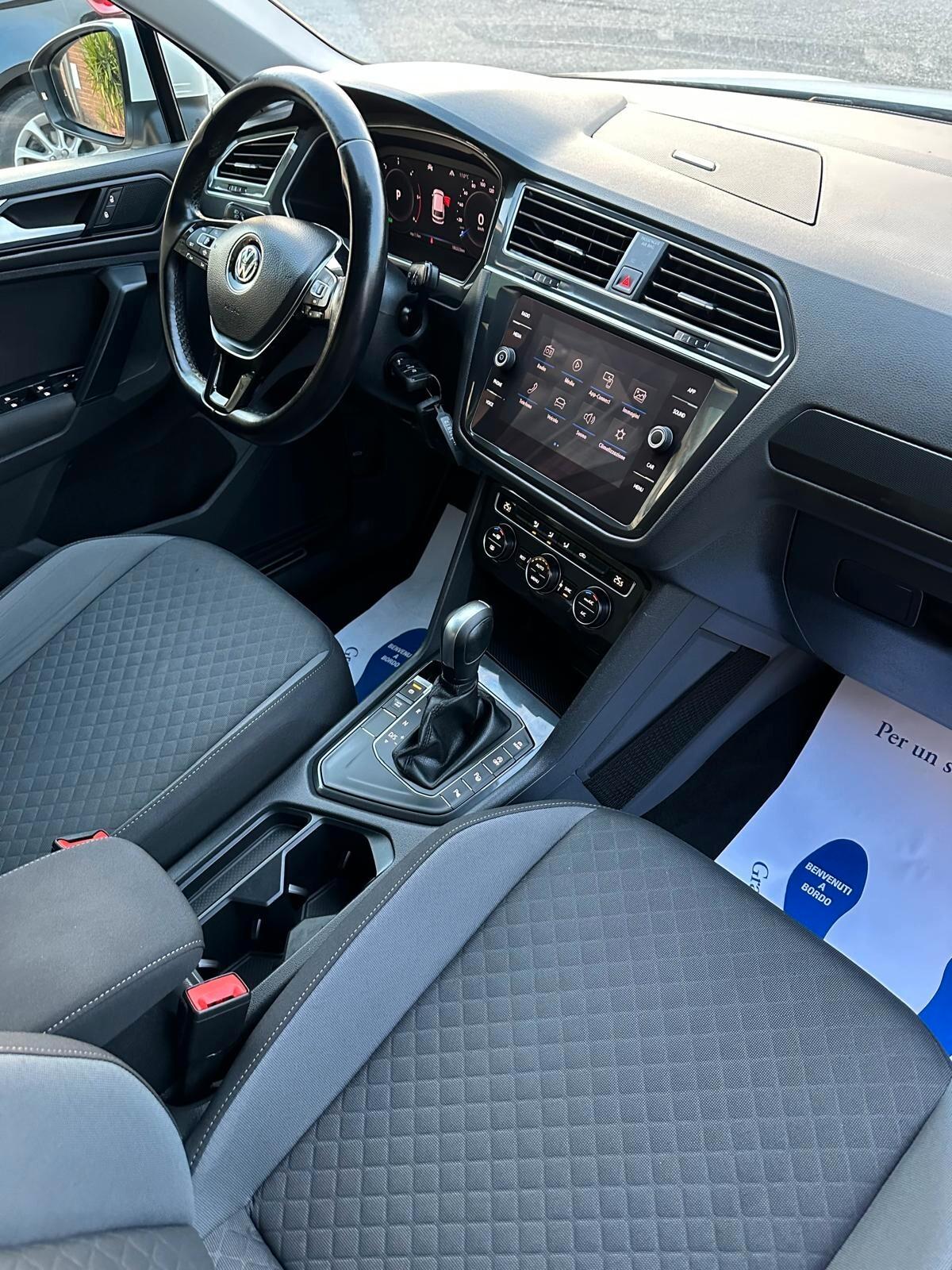 Volkswagen Tiguan 2.0 TDI DSG R-LINE