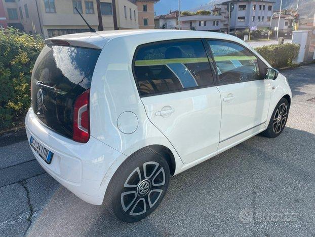 Volkswagen up! 1.0 75 CV 5p. high