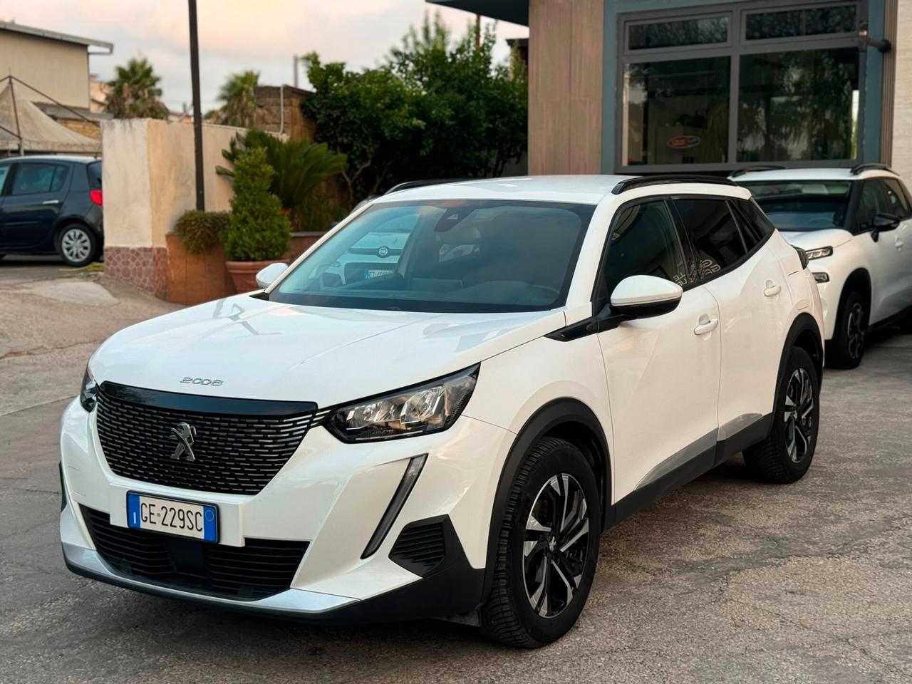 Peugeot 2008 BlueHDi 110 S&S Allure Pack