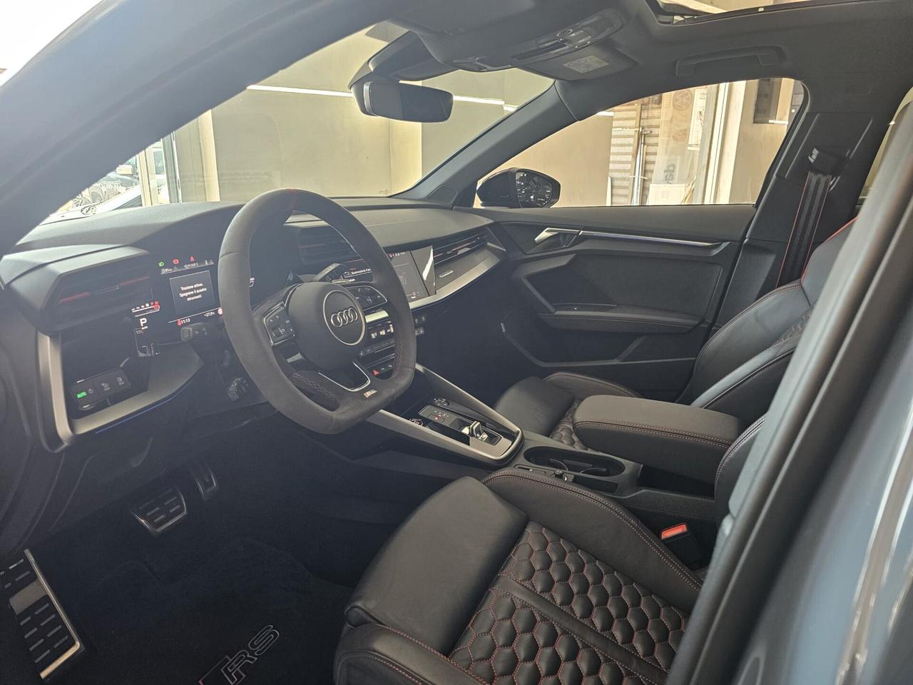 NUOVA AUDI RS3 SPORTBACK 2.5 BENZ 400CV S-TRONIC