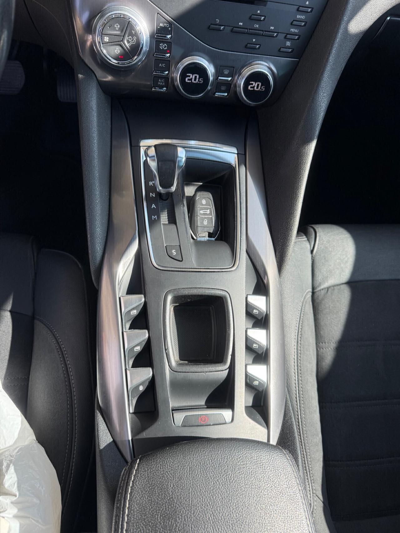 Ds DS5 5 1.6 e-HDi 110 full full optional