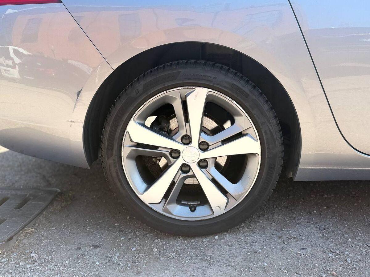 Peugeot 308 Station Wagon 1.2 pt t (e-thp) Allure s&s 130cv