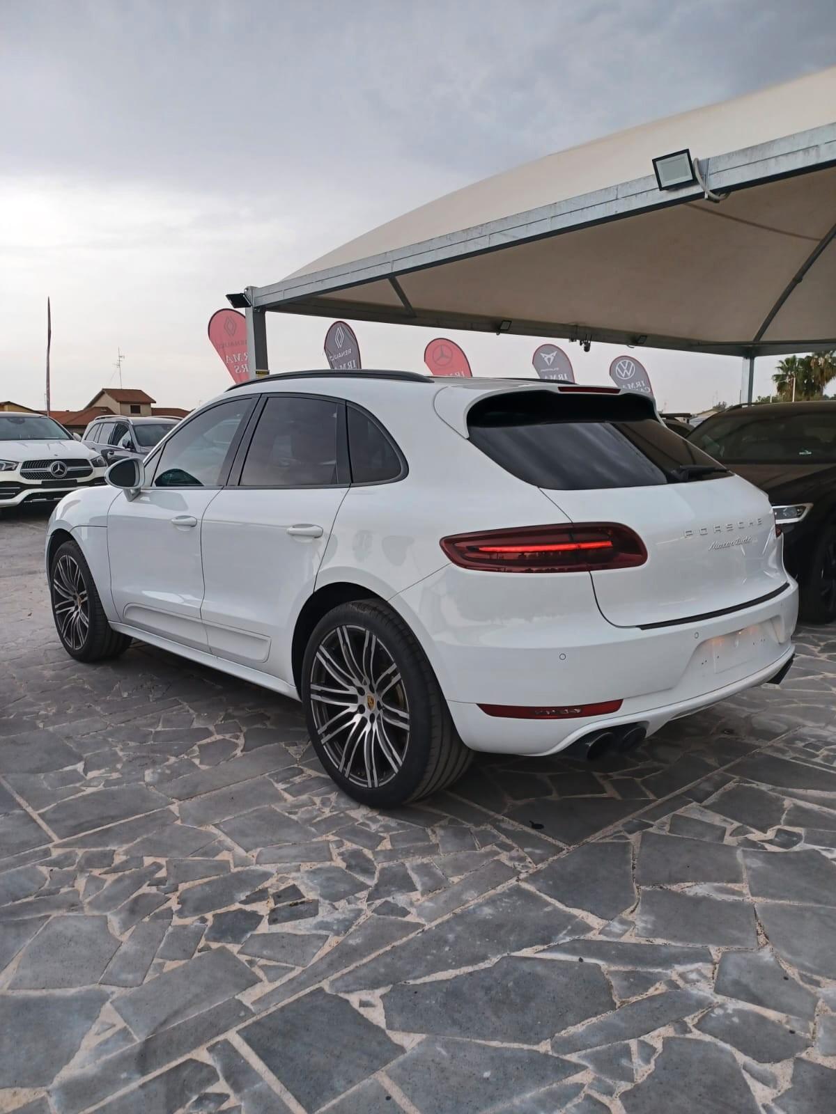 Porsche Macan 3.6 Turbo Performance 440cv pdk