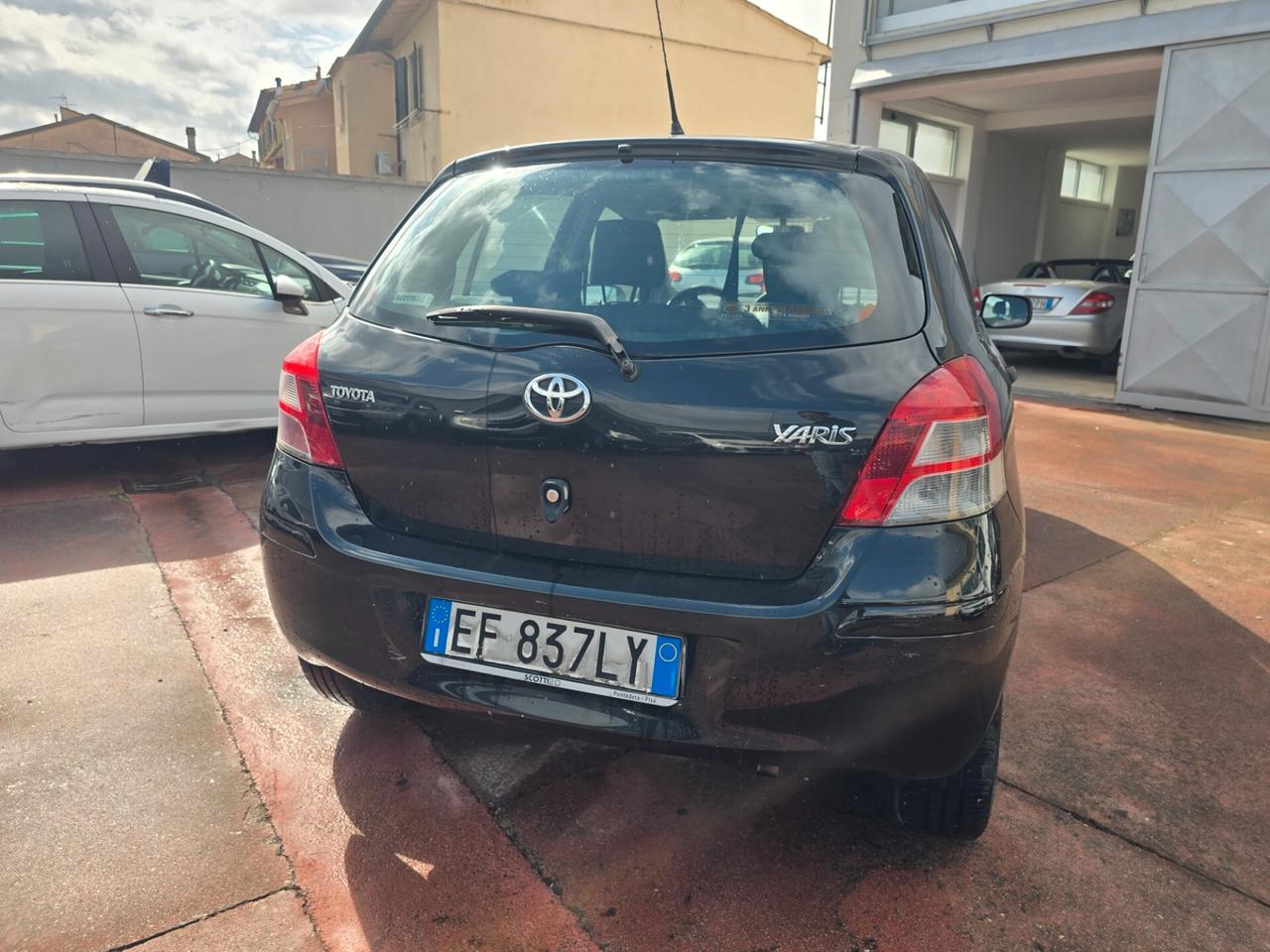 Toyota Yaris 1.0 5 porte Sol