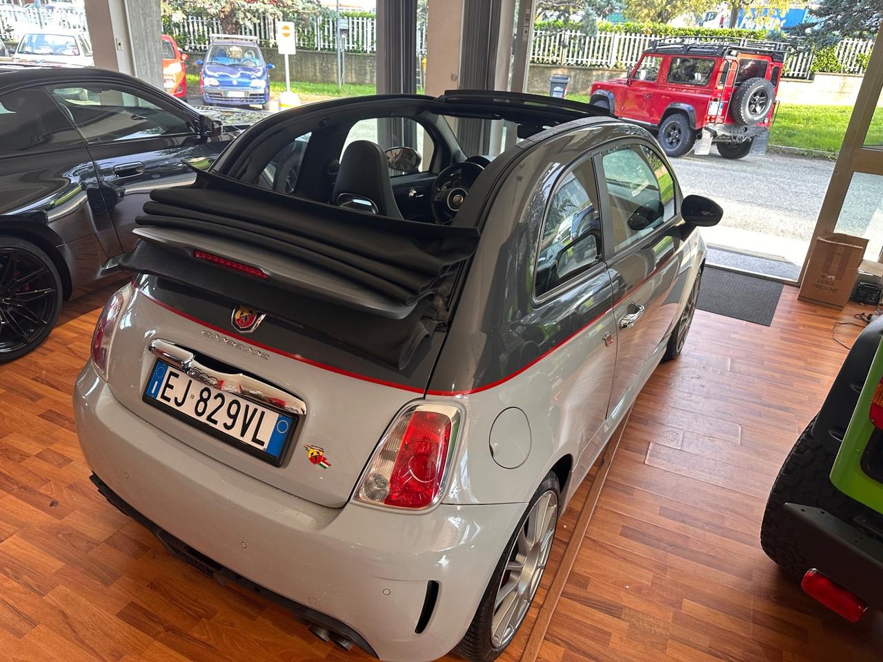 Abarth 500 C 1.4 Turbo T-Jet MTA Bicolore