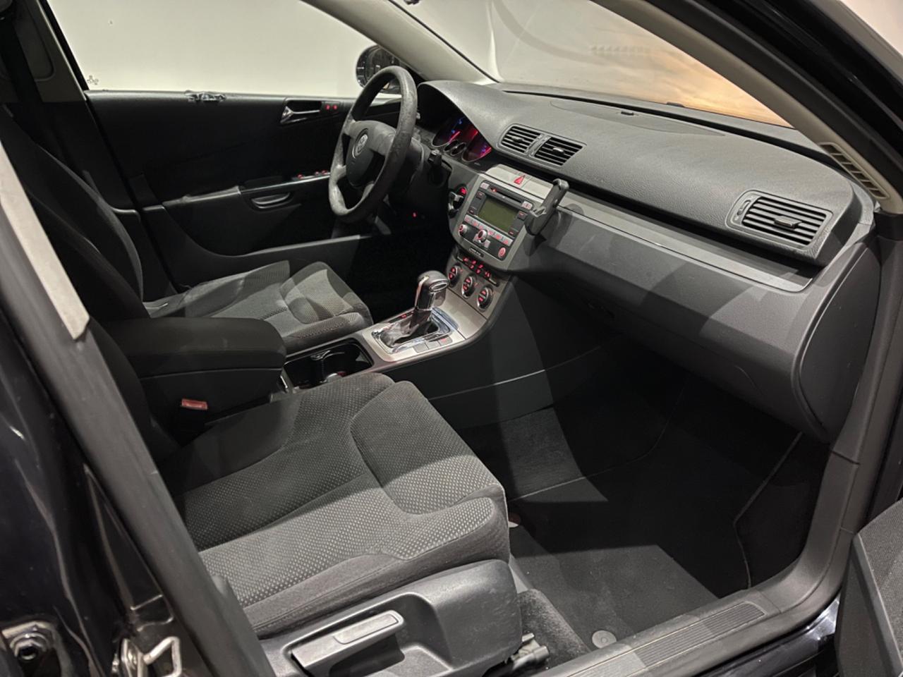 Volkswagen Passat 2.0TDI DSG Highline LEGGI BENE