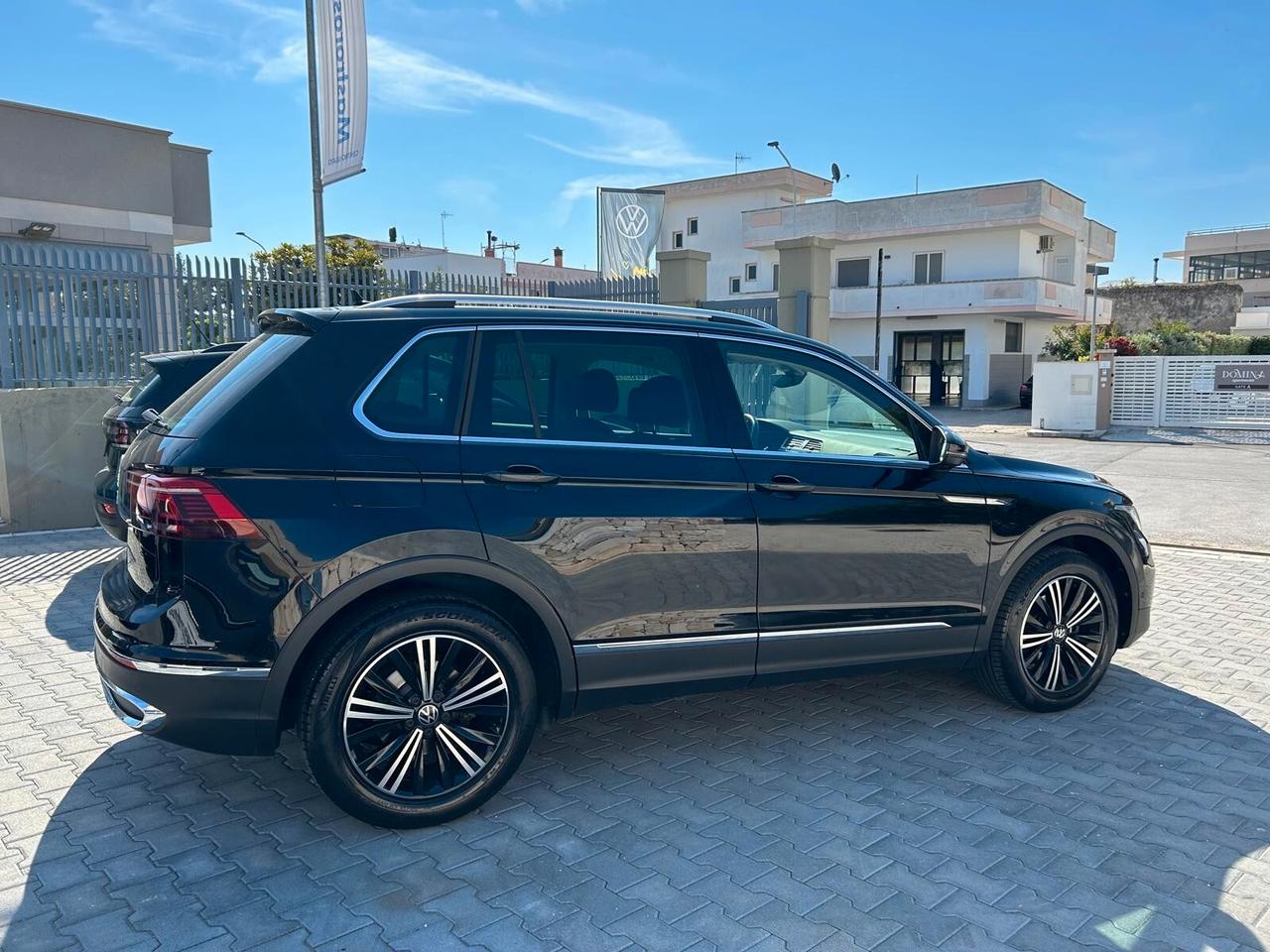 Volkswagen Tiguan 2.0 TDI 150 CV SCR DSG Elegance