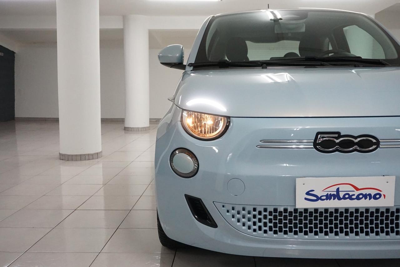 Fiat 500e Berlina 23,65 kWh Action