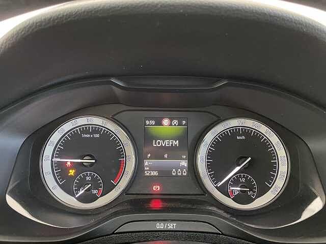 SKODA Karoq 2.0 TDI EVO SCR 115 CV DSG Executive