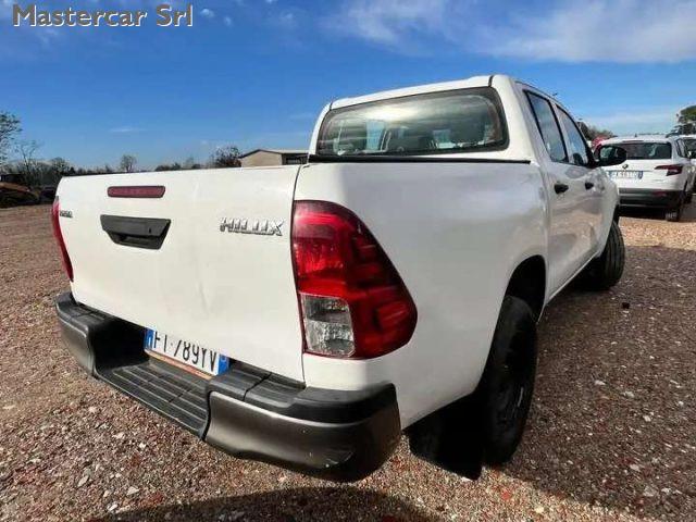 TOYOTA Hilux 2.4 d-4d double cab Comfort 4wd - FT789YV