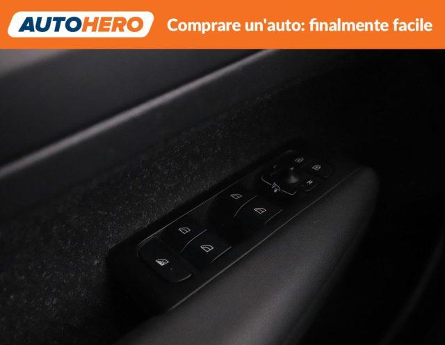 VOLVO XC40 T2 Momentum