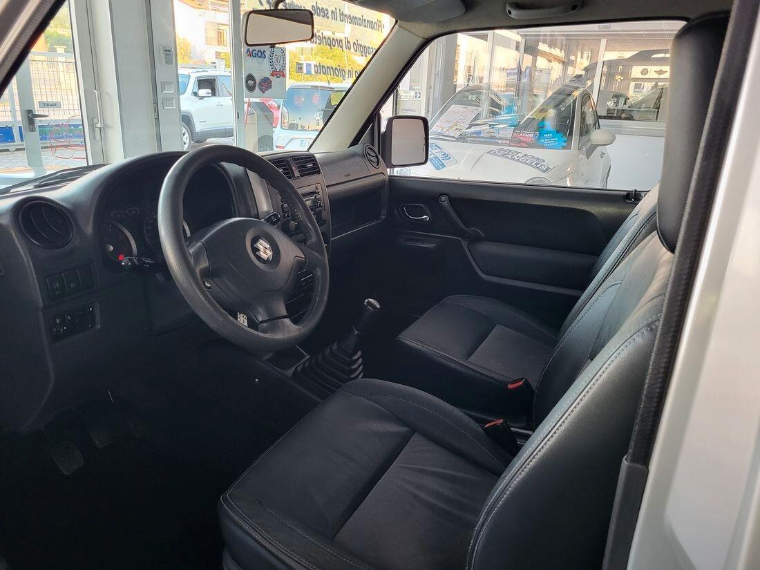 Suzuki Jimny 1.5 DDiS 86 CV 4X4 + RIDOTTE *** GANCIO TRAINO