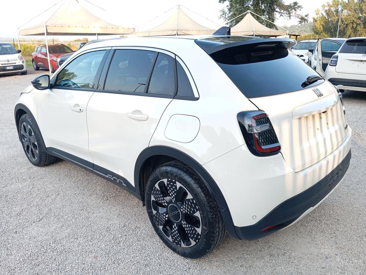 Fiat 600 Hybrid 110 CV DCT MHEV La Prima