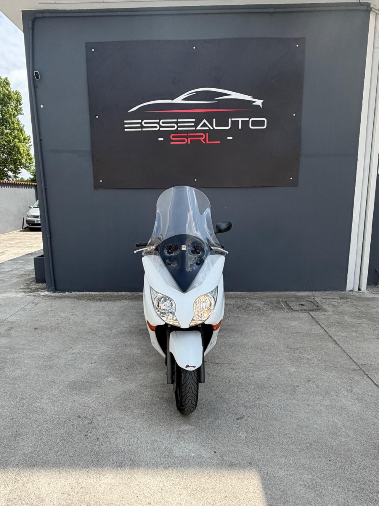Honda Forza 250 X