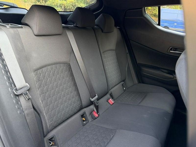 Toyota C-HR C-HR 1.8h Lounge e-cvt