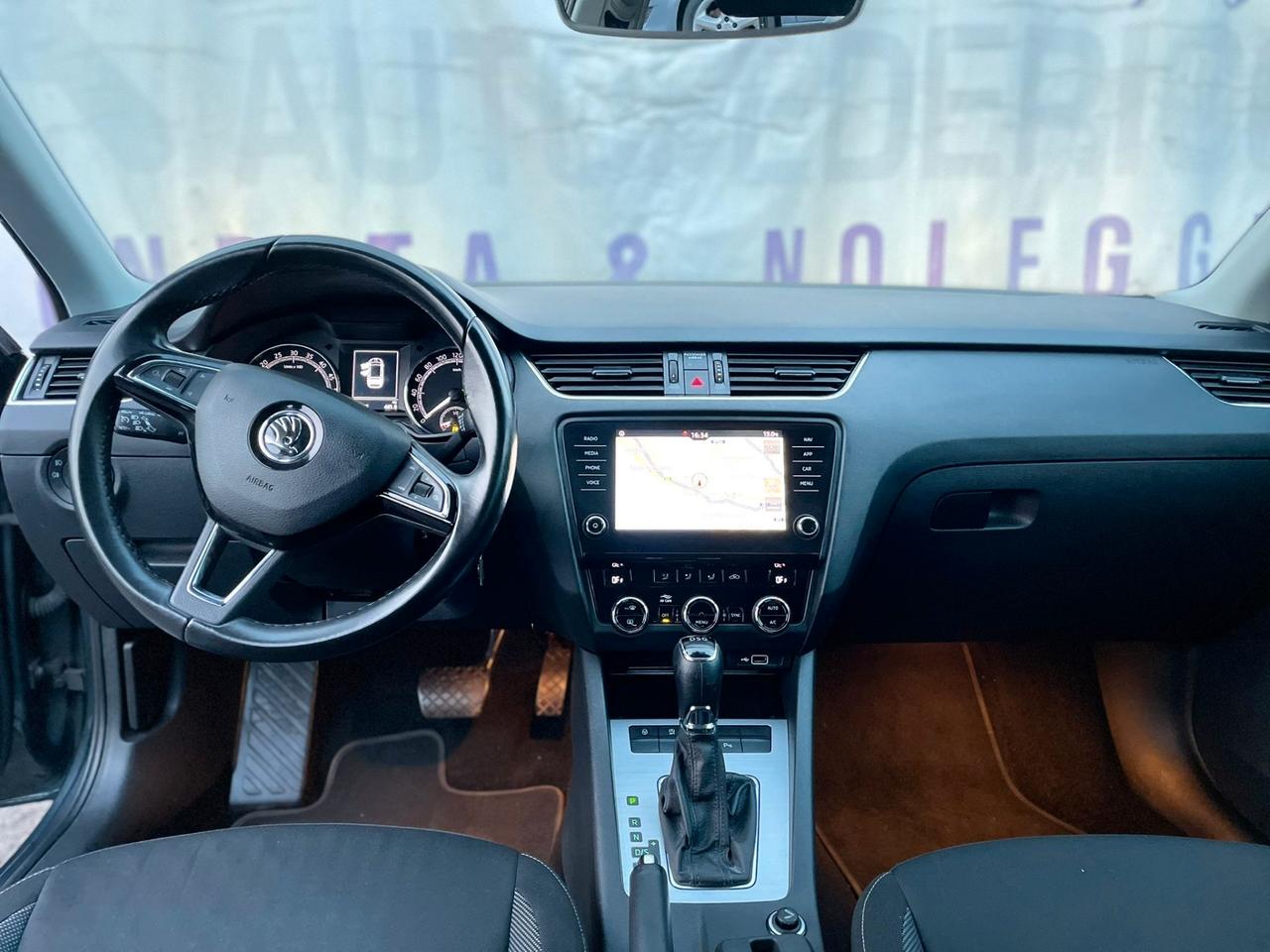 Skoda Octavia 1.6 Tdi 115cv S.W. DSG Automatica
