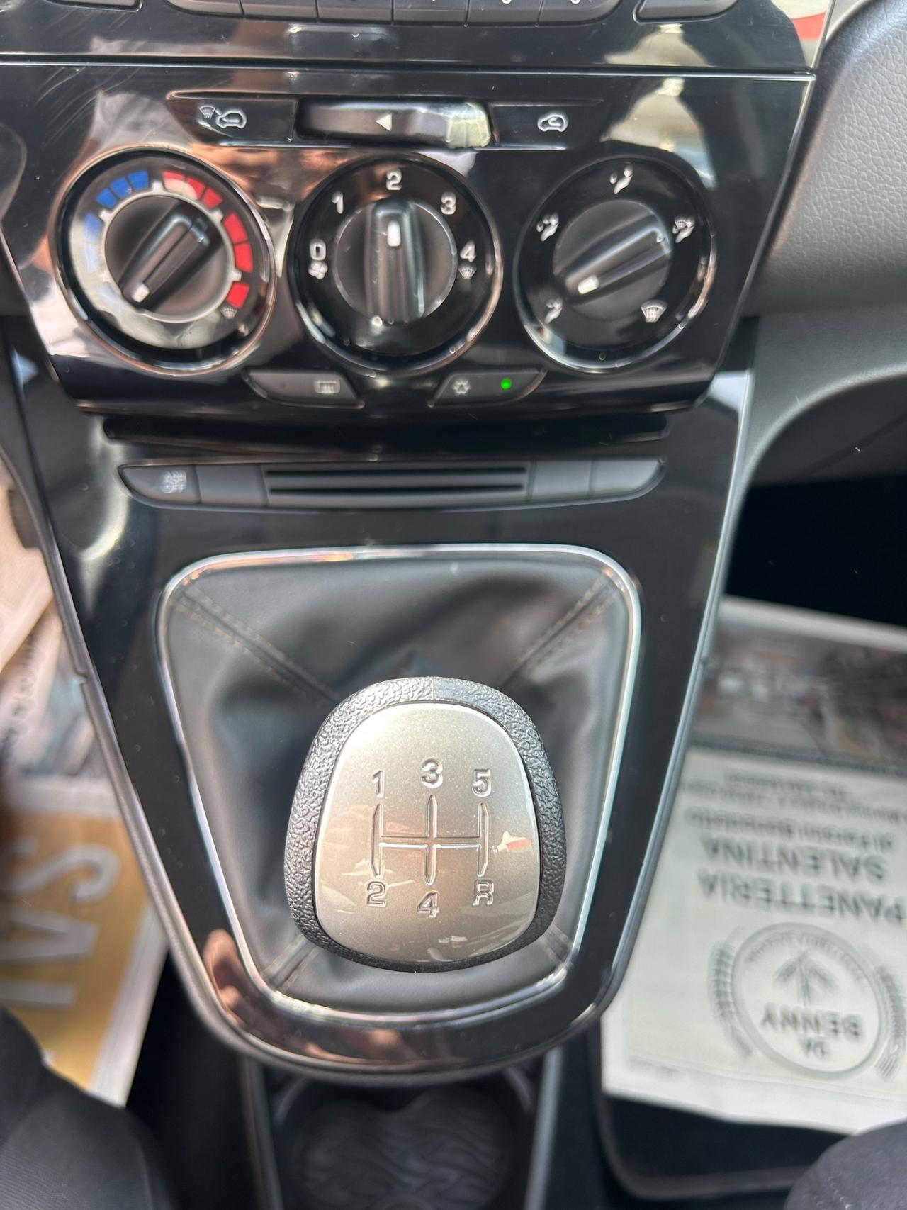 Lancia Ypsilon 1.2 69 CV 5 porte S&S Gold-2011