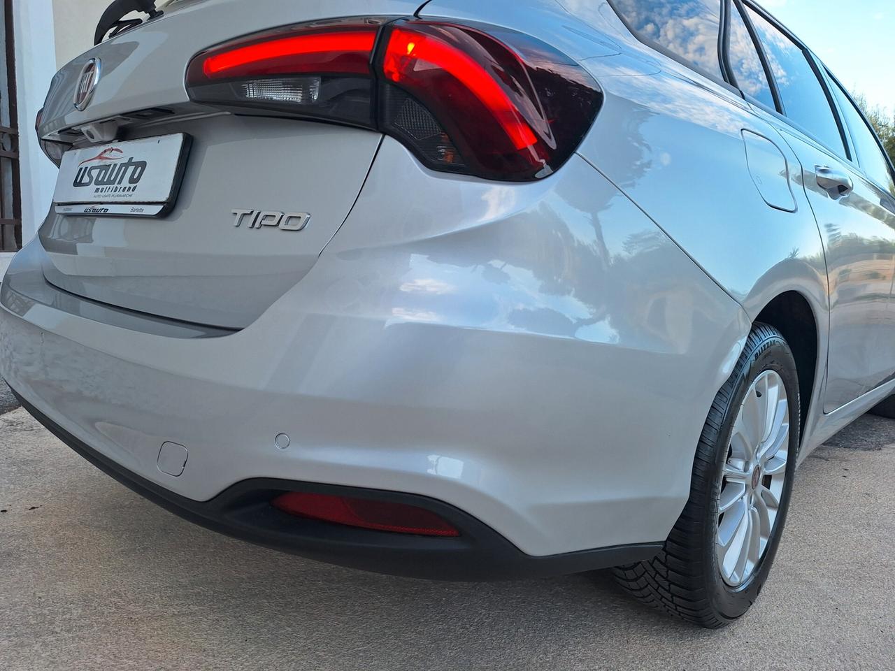 Fiat Tipo 1.6 MJT 130 CV SW LOUNGE NAVI LED