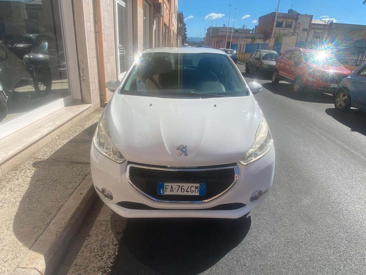 Peugeot 208 1.4 HDi 68 CV 5 porte Active