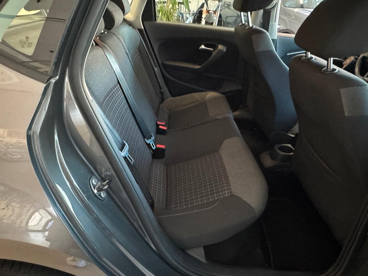 VOLKSWAGEN POLO 1.4cc TDI 90CV 5p. NEOPATENTATI