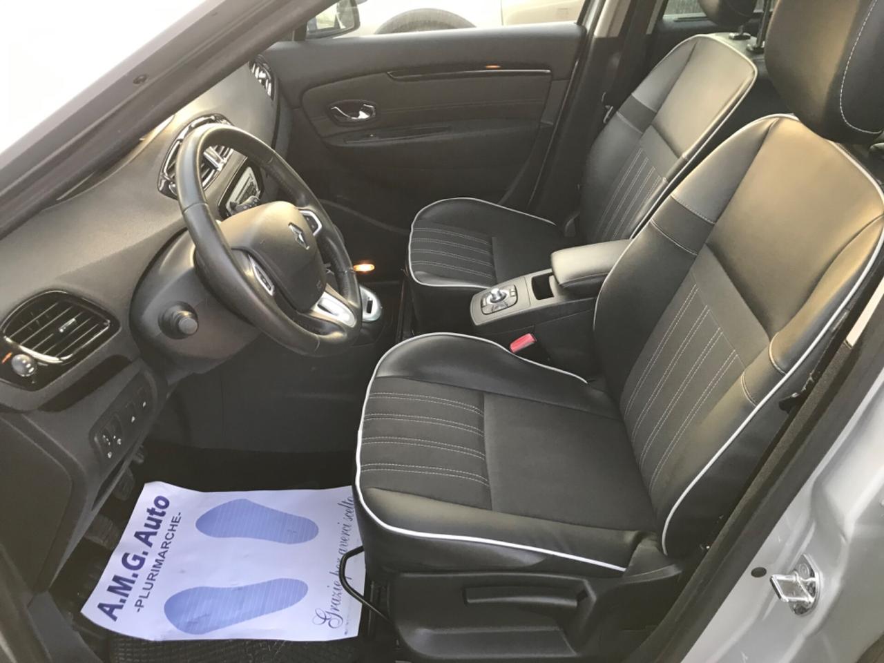Renault Scenic Scénic X-Mod 1.5 dCi 110CV Luxe