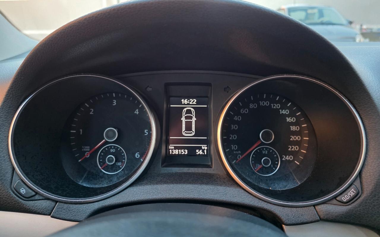 Volkswagen Golf 1.6 TDI DPF DSG 5p. Highline