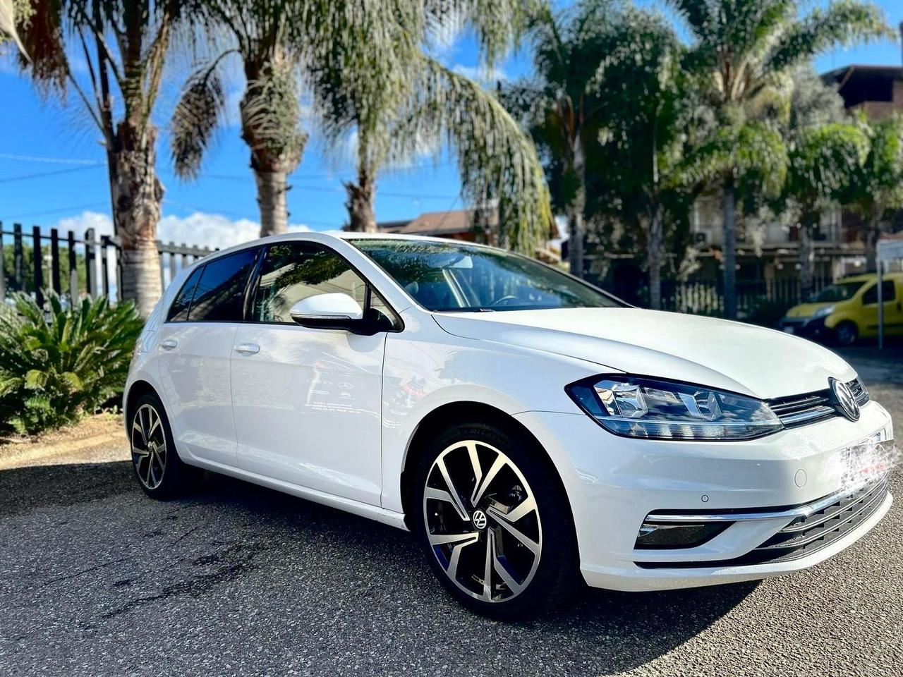 Volkswagen Golf 1.6 TDI DSG 115 CV 5p