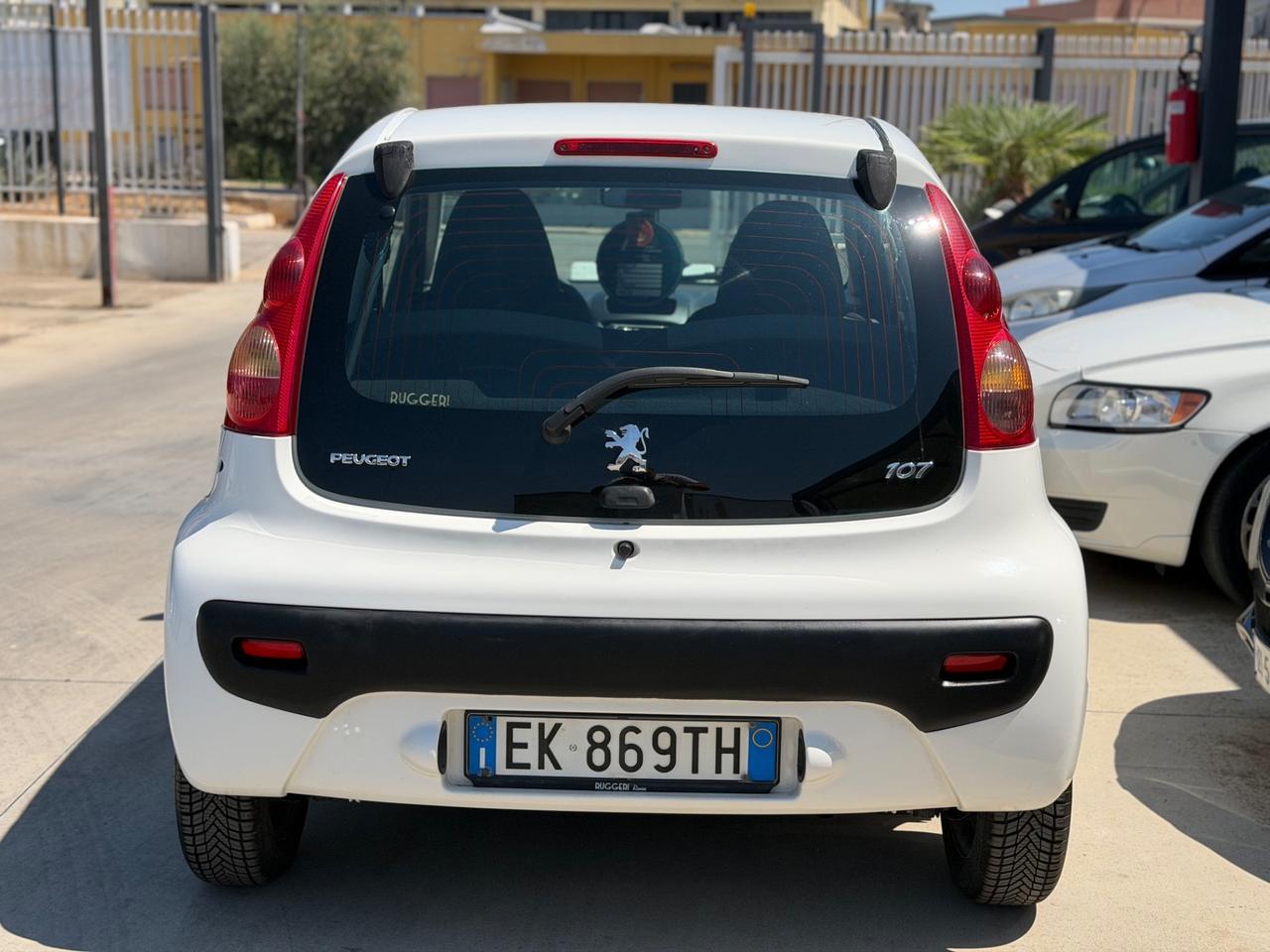 Peugeot 107 1.0 BENZINA 2012 - CLIMA, SERVOSTERZO