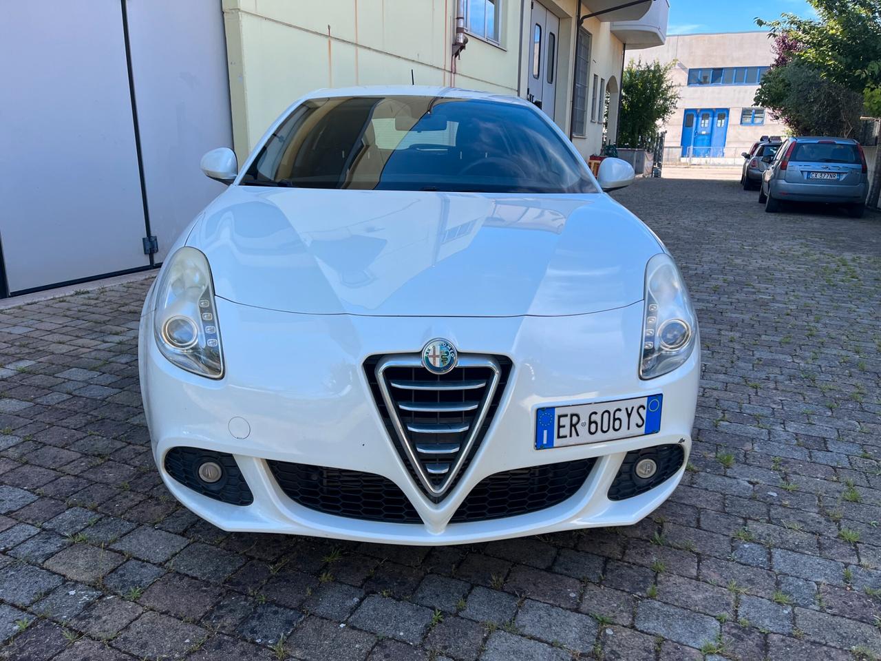 Alfa Romeo Giulietta 1.6 JTDm-2 105 CV Distinctive