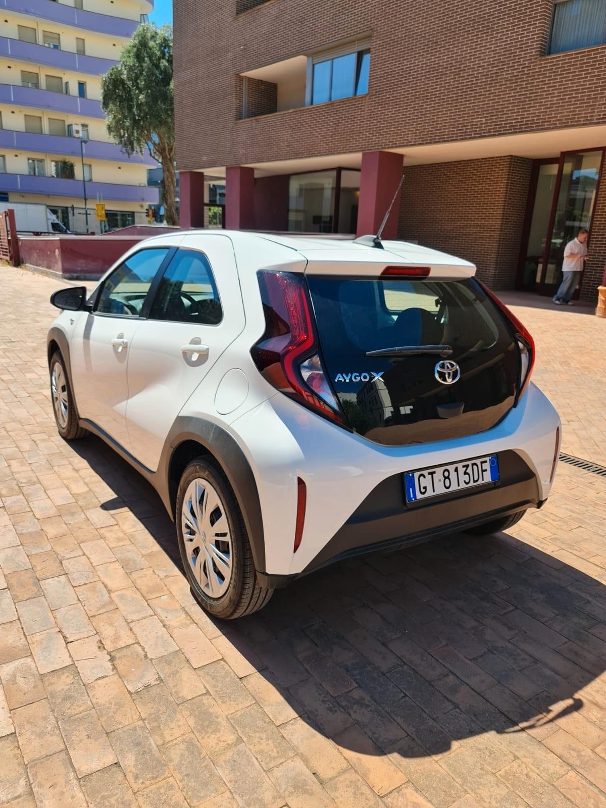 Toyota Aygo X 1.0 VVT-i 72 CV 5 porte Active S-CVT